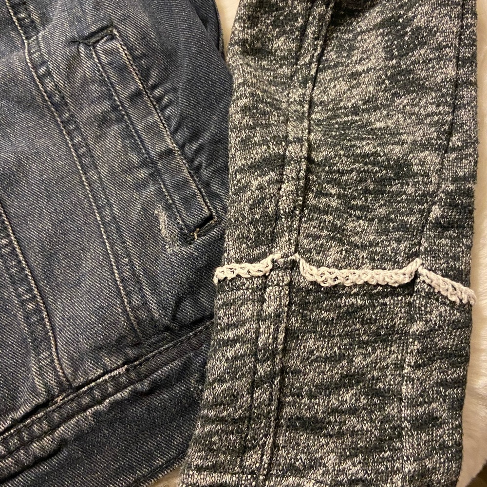 Free People distressed denim jean jacket with knit sleeves XS - Picture 8 of 10